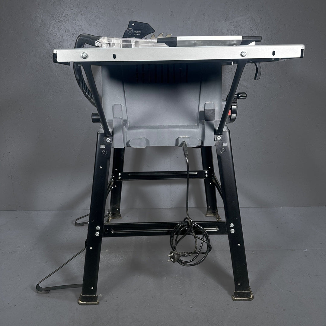 Robust Bordsåg med Dammsugningsfunktion från MEEC Tools - Homy Secondhand Online