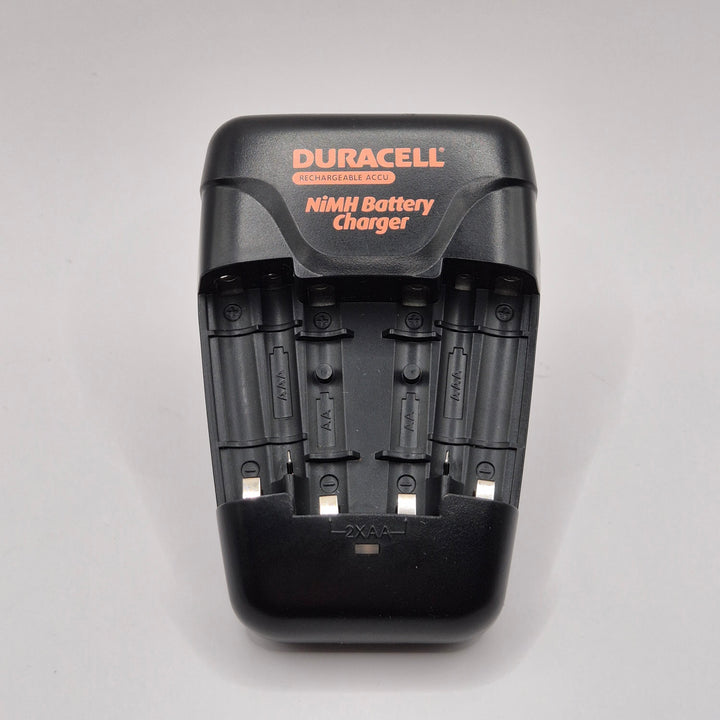 Duracell NiMH Batteriladdare i Plast Kompakt