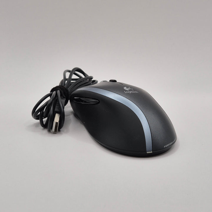 Elegant Logitech lasersmus i svart och grått