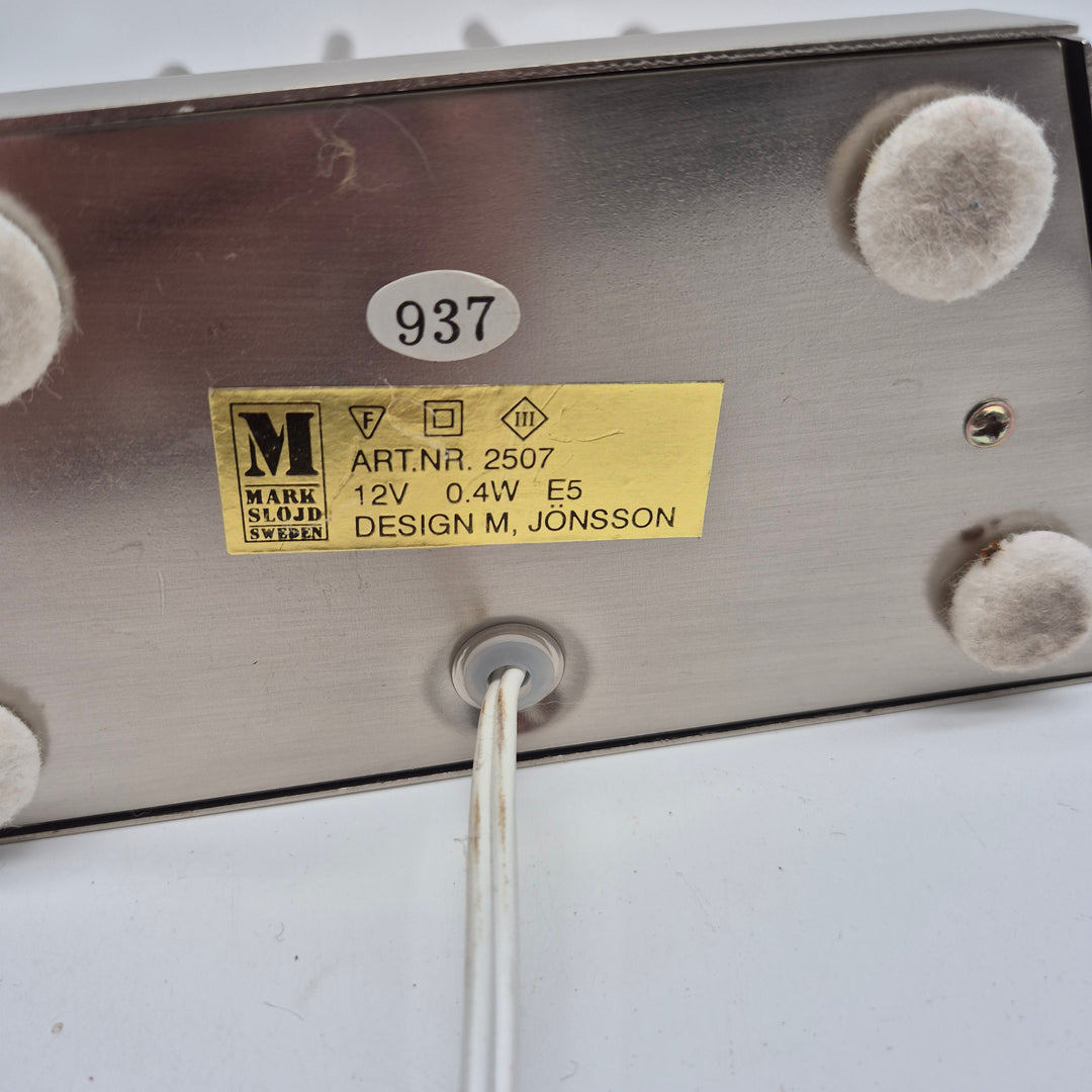 Modern och Stilren Ljusstake i Metall från Markslöjd