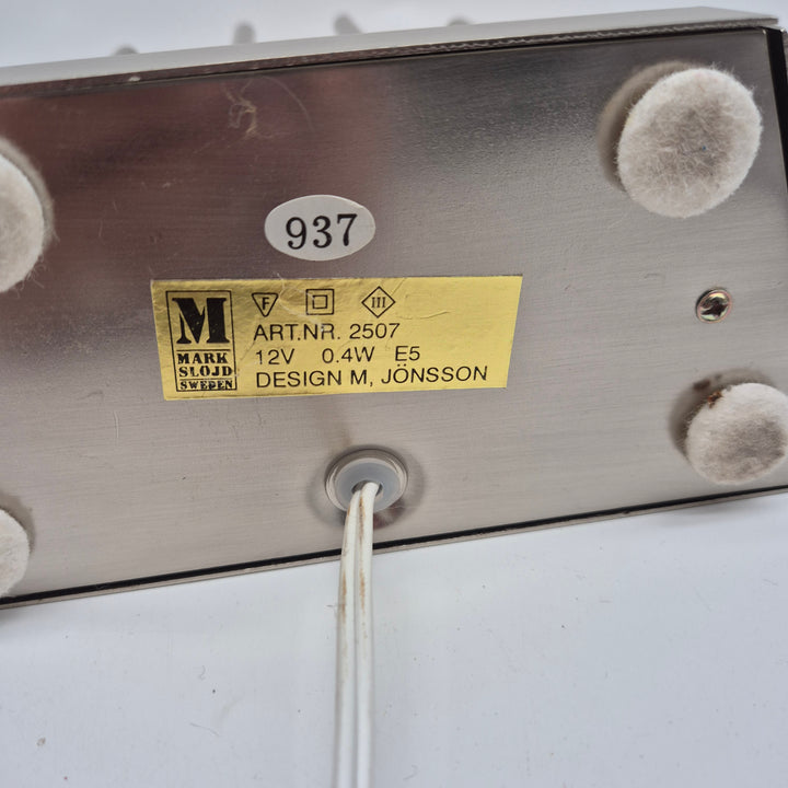 Modern och Stilren Ljusstake i Metall från Markslöjd
