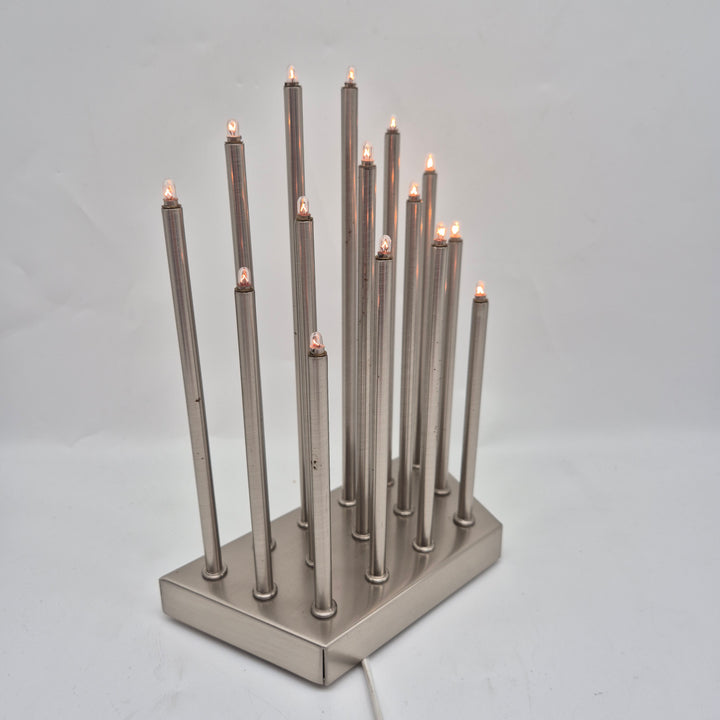 Modern och Stilren Ljusstake i Metall från Markslöjd