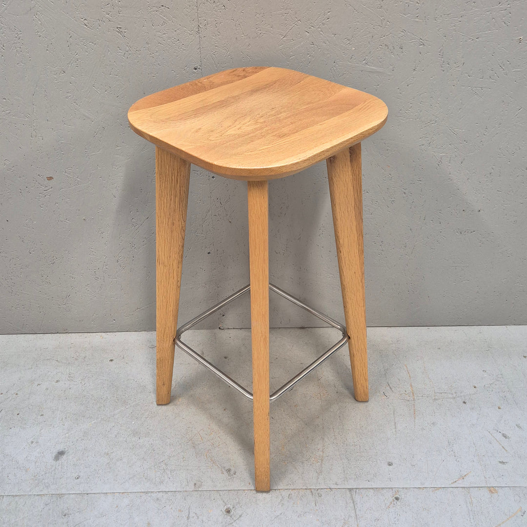 Retro tripod pall i trä och metall