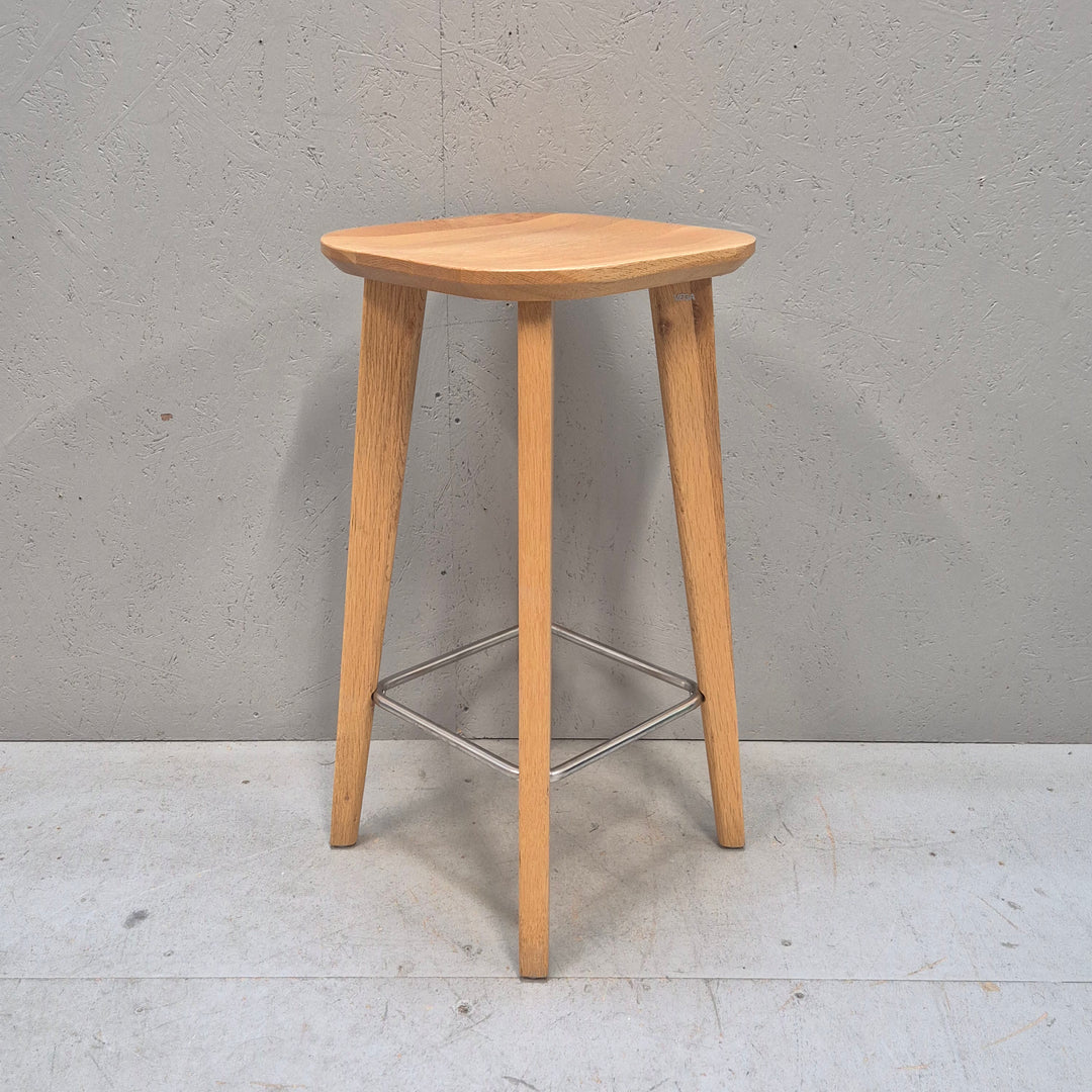 Retro tripod pall i trä och metall