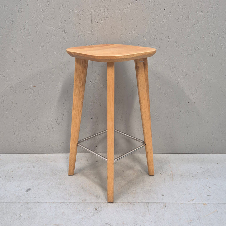 Retro tripod pall i trä och metall