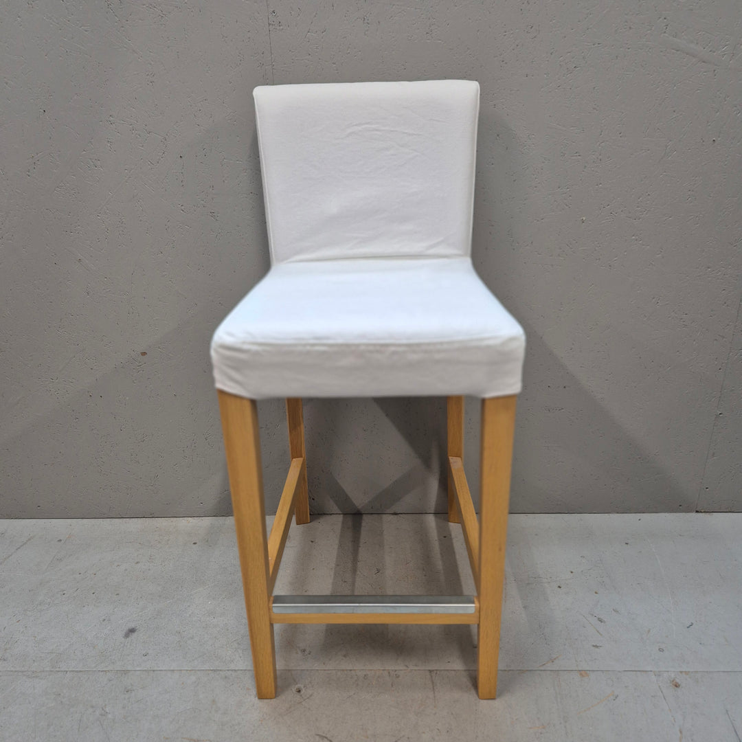 Elegant Henriksdal-stol IKEA trä tyg