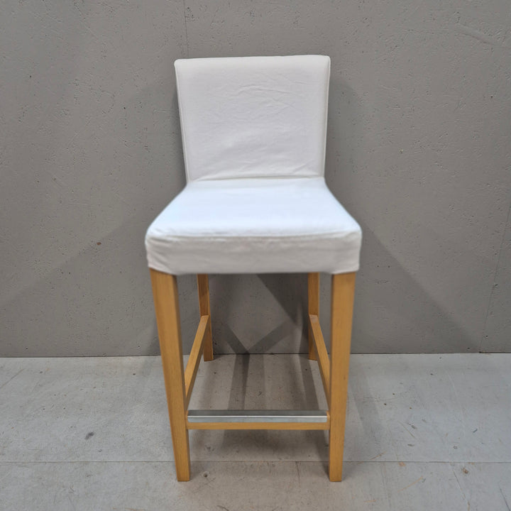 Elegant Henriksdal-stol IKEA trä tyg