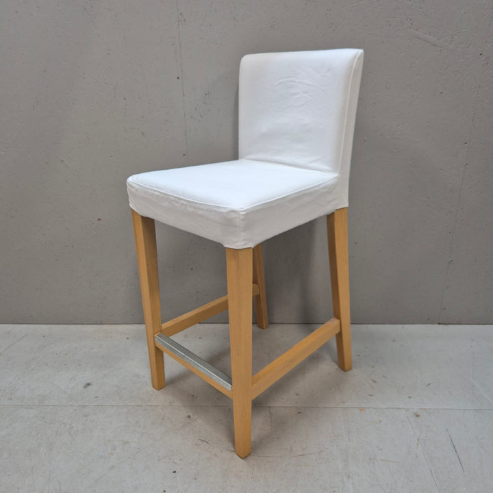 Elegant Henriksdal-stol IKEA trä tyg