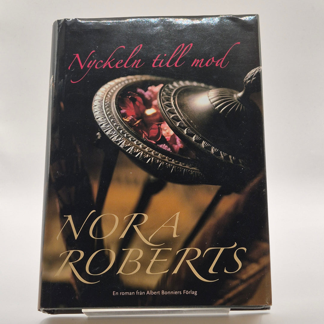 Romantisk roman av Nora Roberts i gott skick