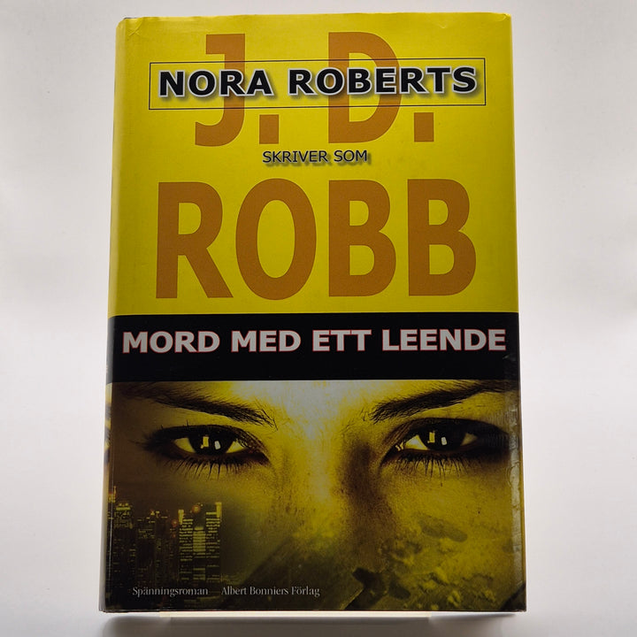 Modern kriminalroman av J.D. Robb i gott skick