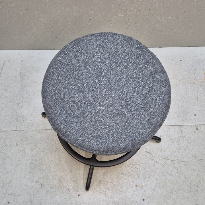 IKEA arbetspall i trafikgrå metall textil