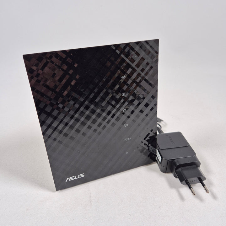 ASUS Bärbar Wi - Fi Router med Laddare - Homy Secondhand Online