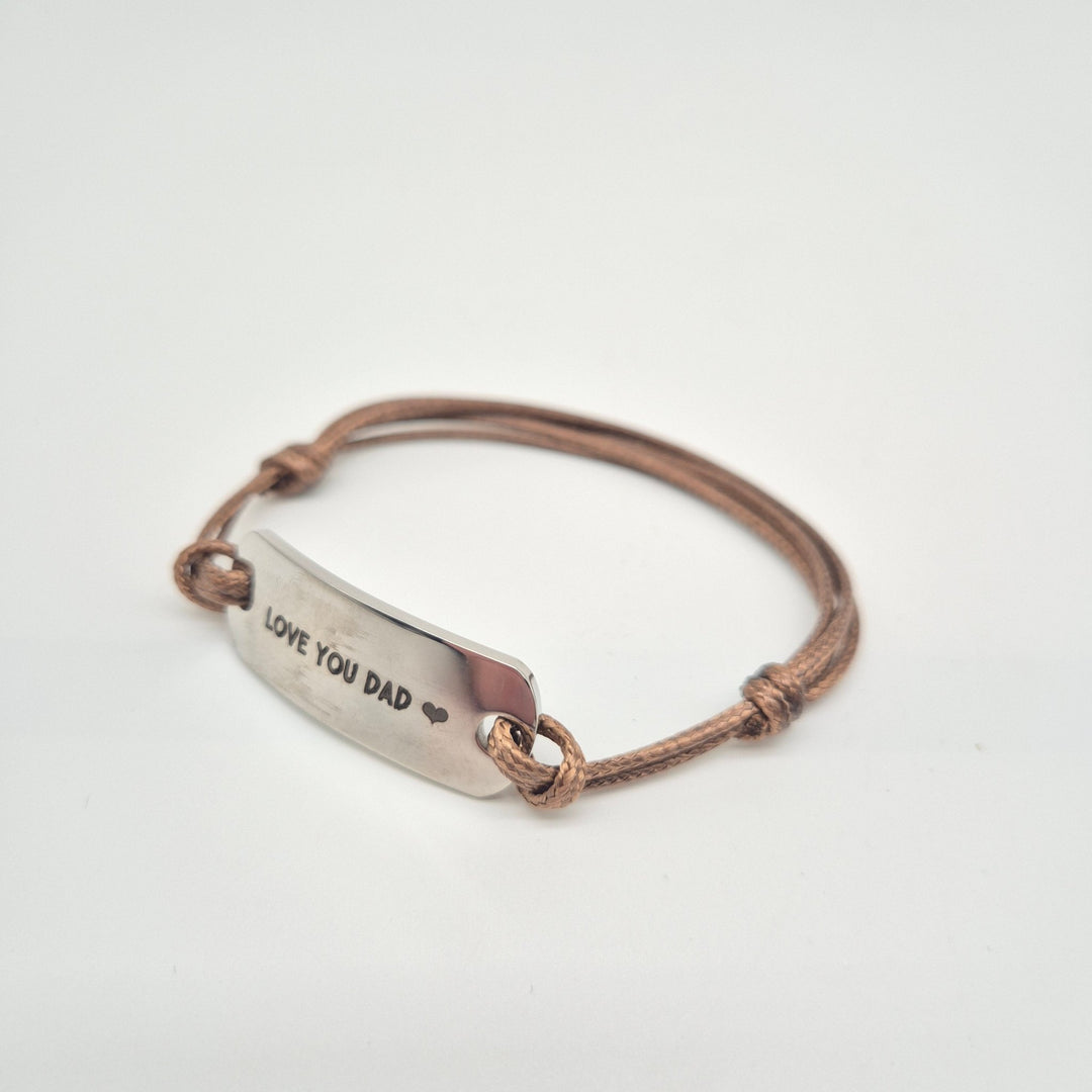Kärleksfullt Armband med Texten "Love You Dad" - Homy Secondhand Online