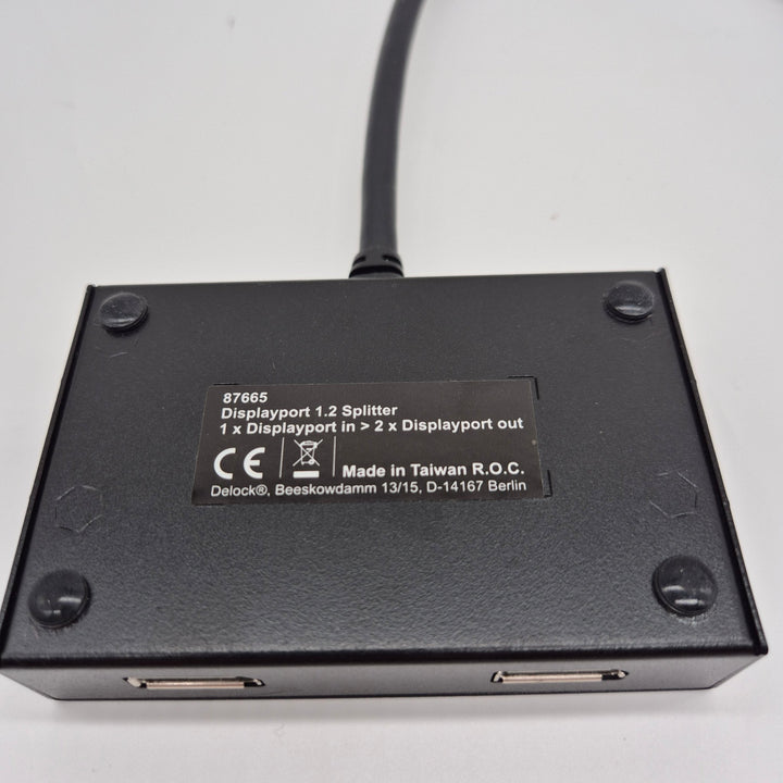 Delock DisplayPort Splitter med Dubbla Utgångar - Homy Secondhand Online