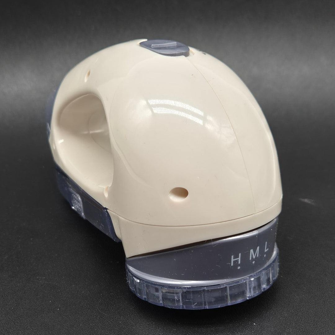 Begagnad Elektrisk Noppborttagare, Vit och Grå - Homy Secondhand Online