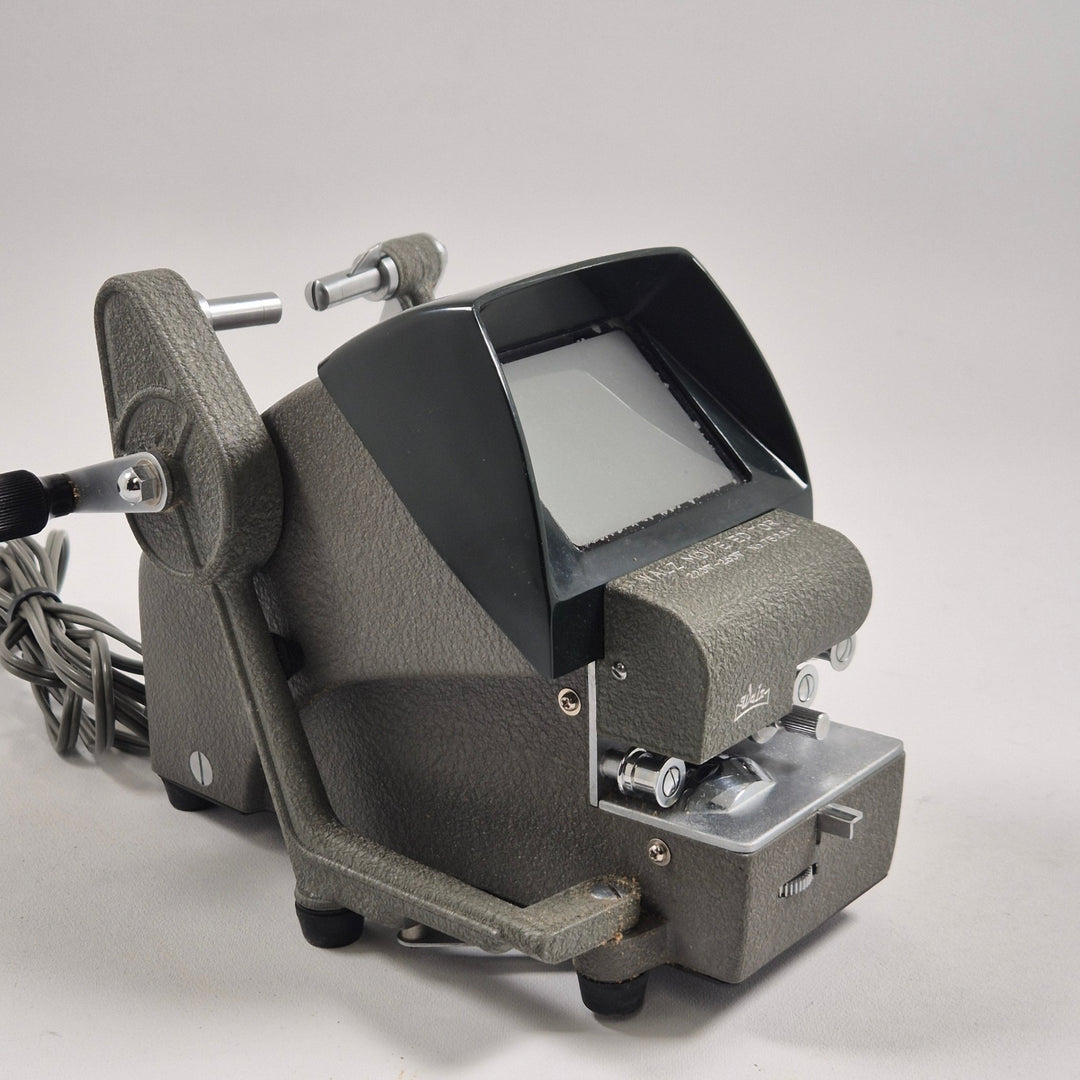 Begagnad Reläty Bandspelare - Klassisk Design - Homy Secondhand Online