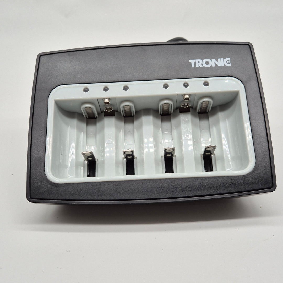 Itech snabbladdare med fyra batteriplatser - Homy Secondhand Online