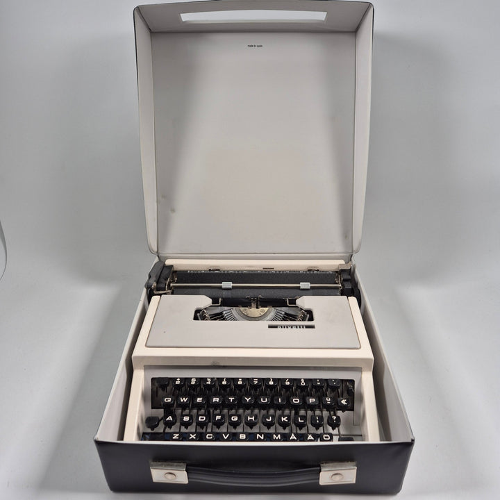 Retro Skrivmaskin i Vitt från 1970 - talet - Homy Secondhand Online