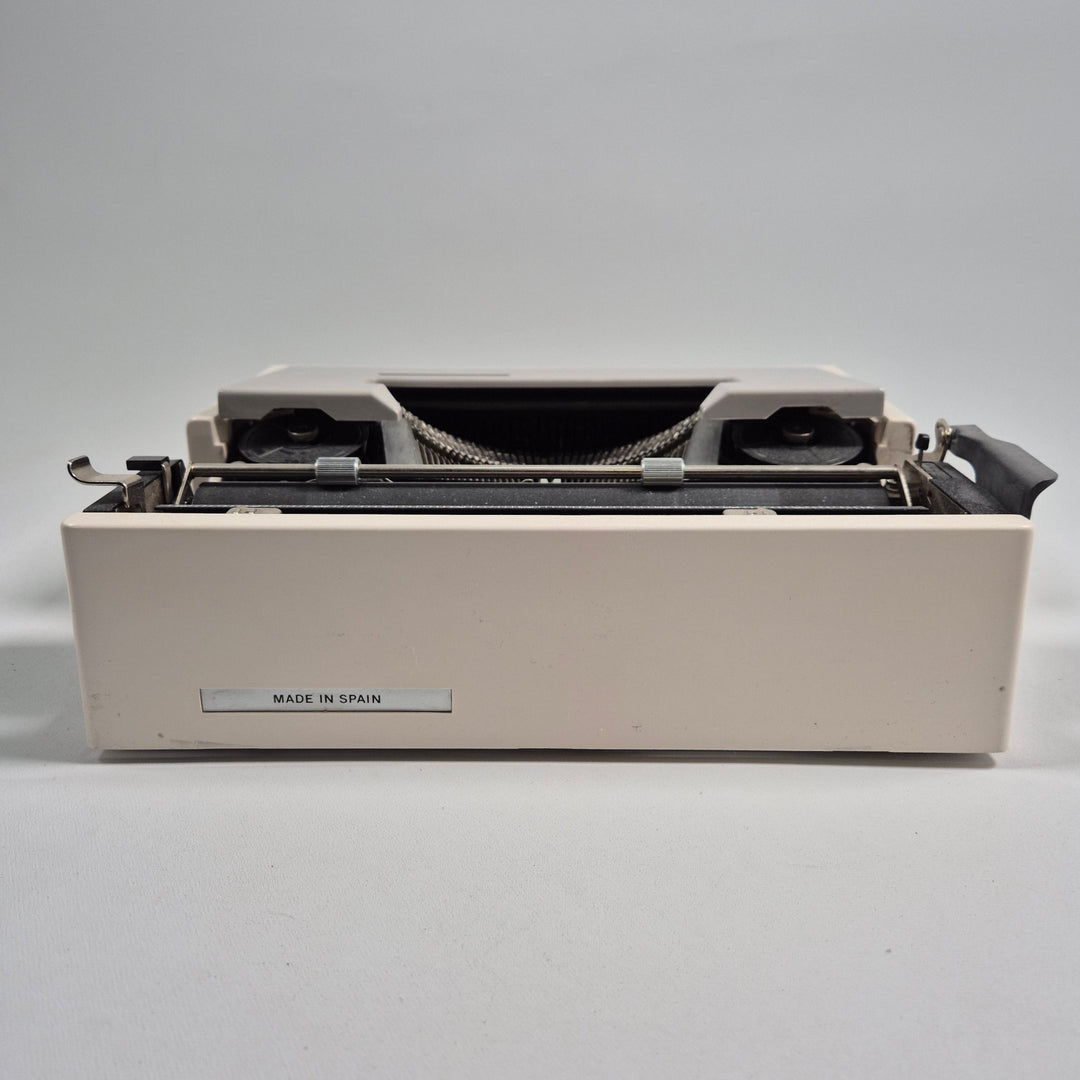 Retro Skrivmaskin i Vitt från 1970 - talet - Homy Secondhand Online