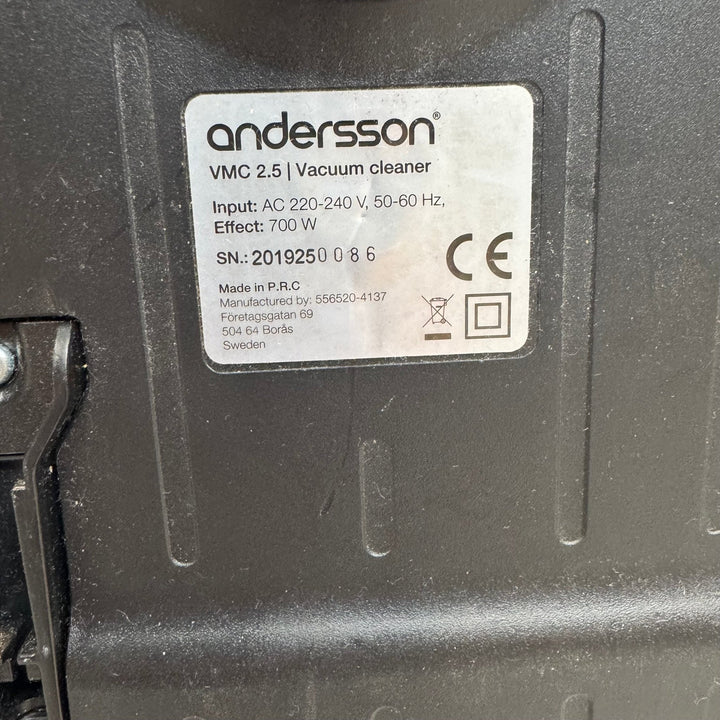 Effektiv Röd Andersson Dammsugare 700W - Homy Secondhand Online