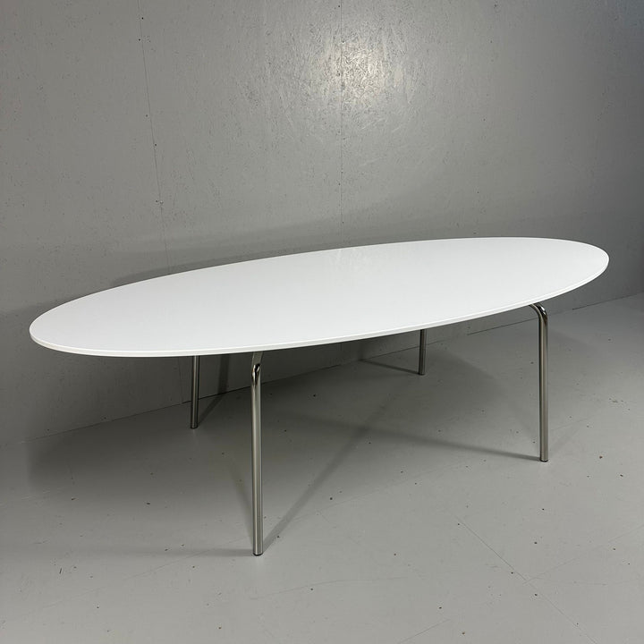 Elegant stor bord med 6 stolar