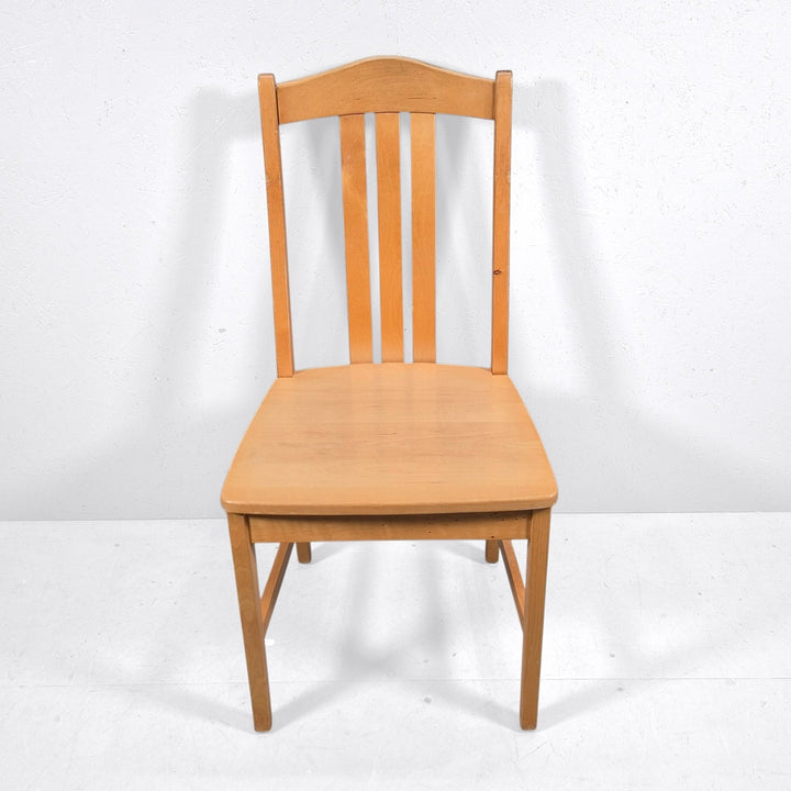 Trästol i Begagnat Skick - Homy Secondhand Online