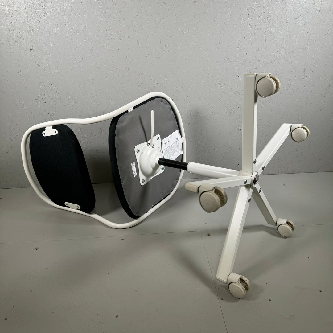 ÖRFJÄLL" Barnskrivbordsstol från IKEA - Homy Secondhand Online