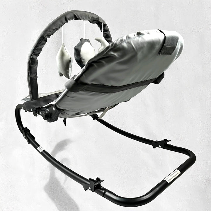 Grå Gungstol för Baby med Mjuka Tillbehör - Homy Secondhand Online