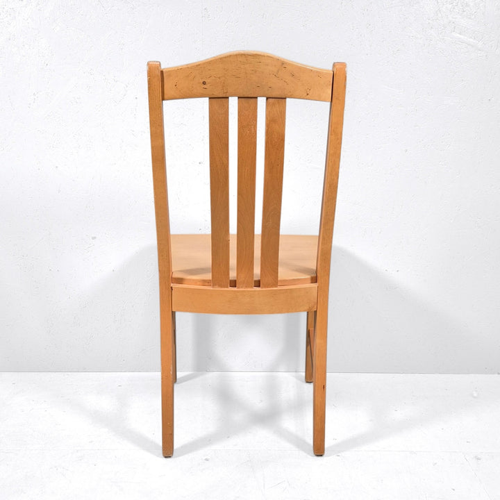 Trästol i Begagnat Skick - Homy Secondhand Online