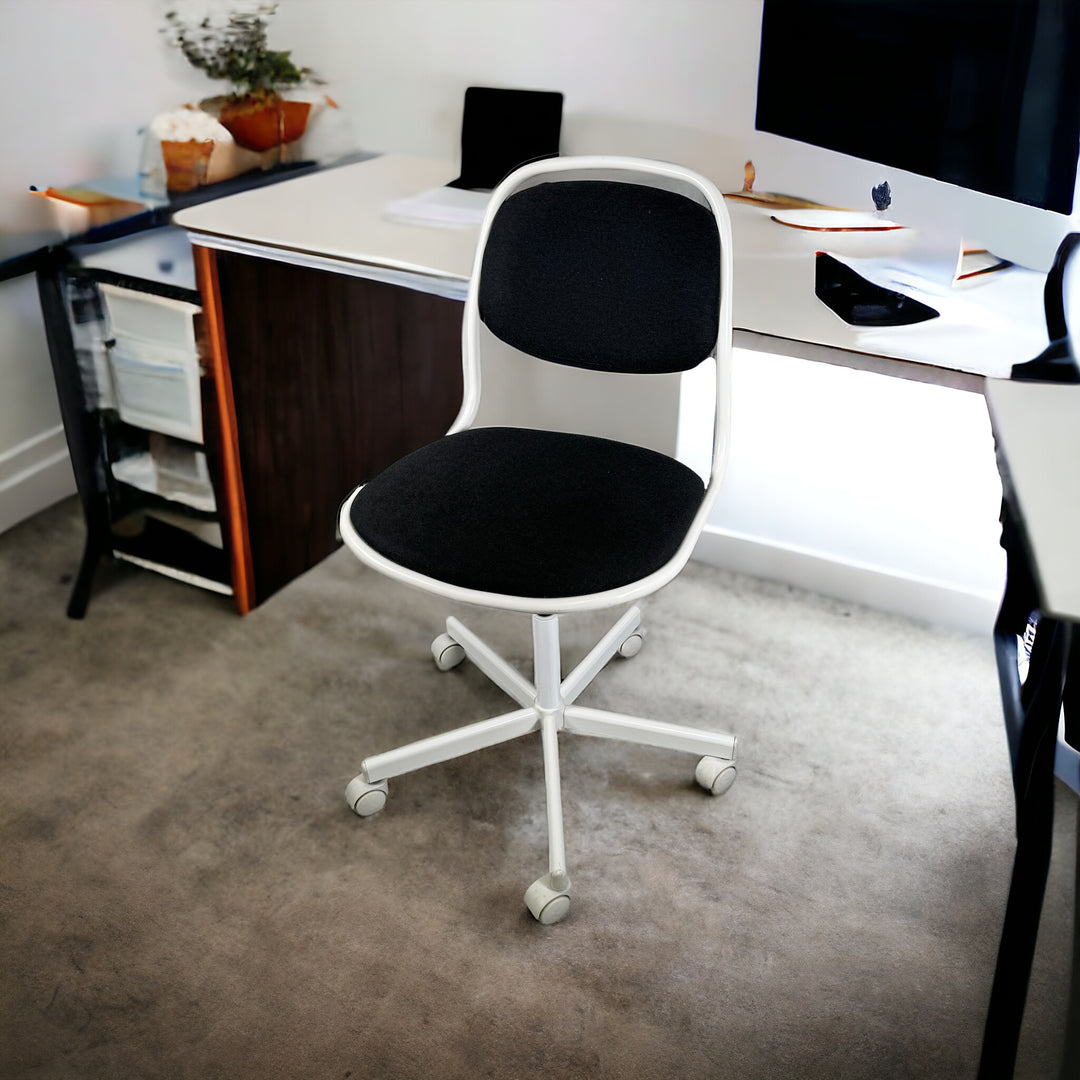 ÖRFJÄLL" Barnskrivbordsstol från IKEA - Homy Secondhand Online