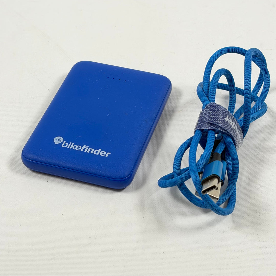 Kompakt blå BikeFinder powerbank begagnad