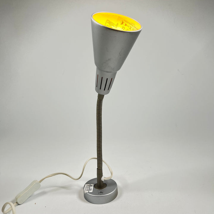 Grå Justerbar Bordslampa med Flexibel Arm - Homy Secondhand Online
