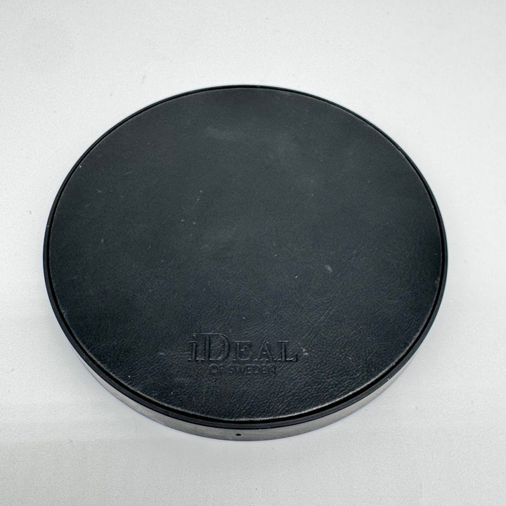 Svart iDeal of Sweden trådlös laddare - Homy Secondhand Online