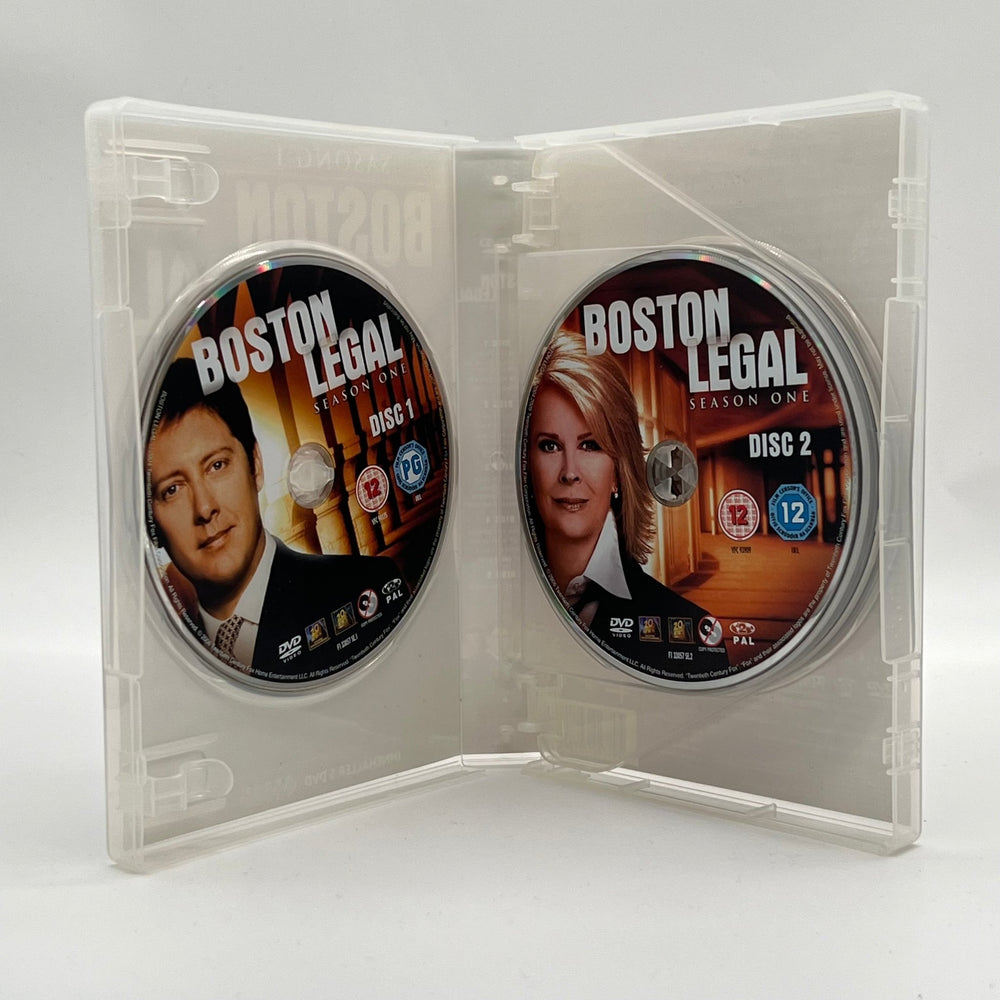 Boston Legal Säsong 1 DVD Box - 5 Skivor - Homy Secondhand Online