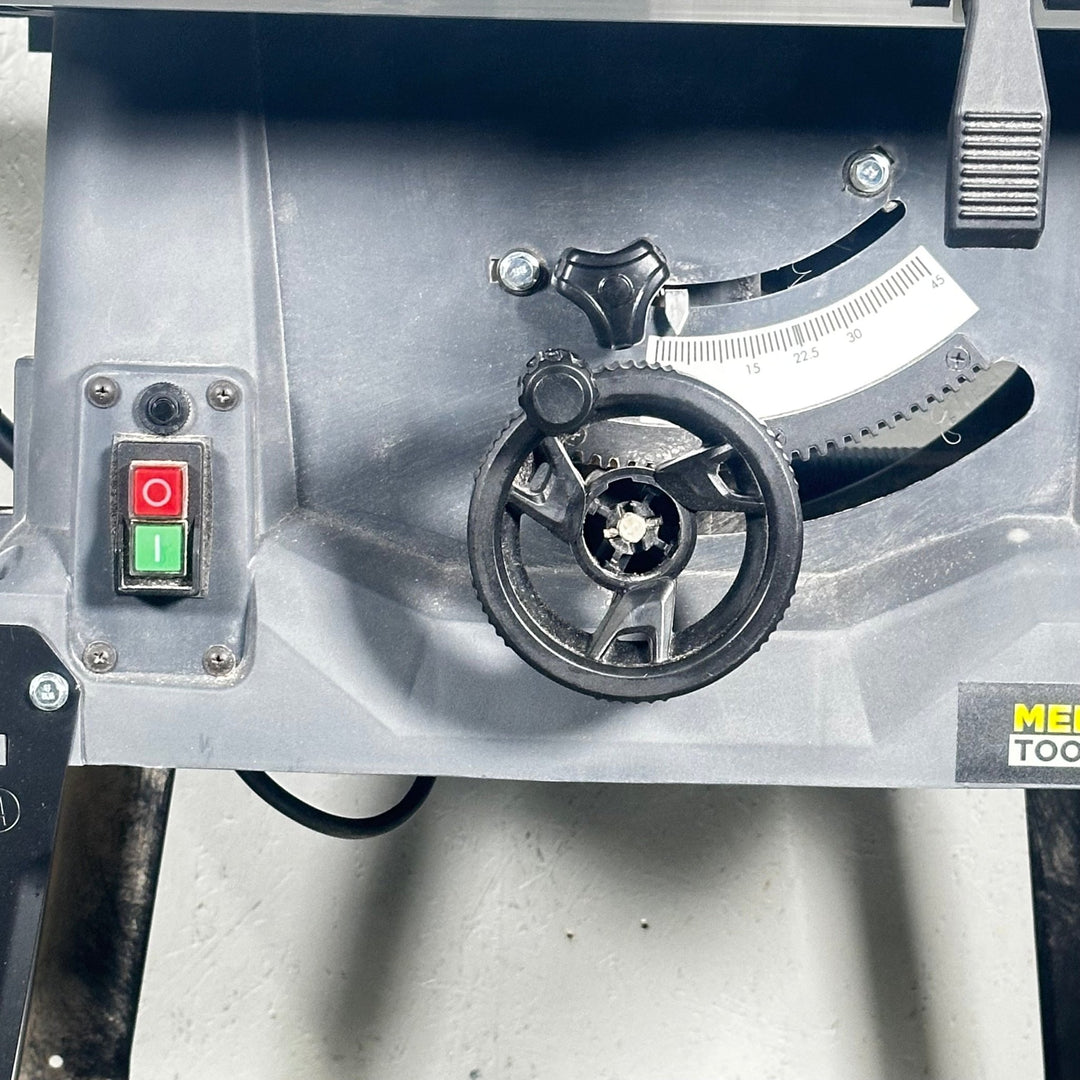 Robust Bordsåg med Dammsugningsfunktion från MEEC Tools - Homy Secondhand Online