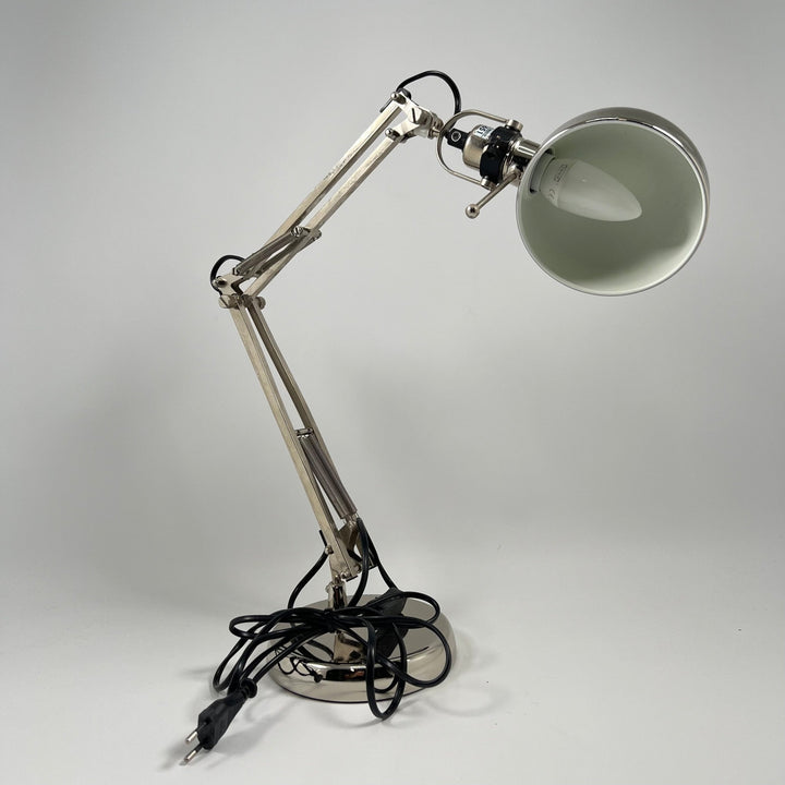 Klassisk Justerbar Silver Skrivbordslampa i Metall - Homy Secondhand Online