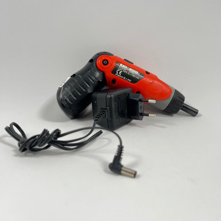 Robust Black & Decker Skruvdragare med Laddare - Homy Secondhand Online