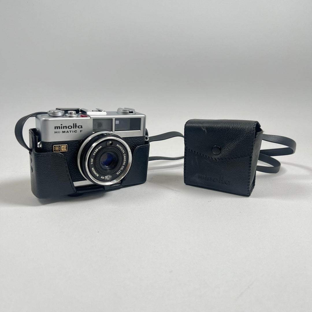 Minolta Hi - Matic F kamera med blixt - Homy Secondhand Online