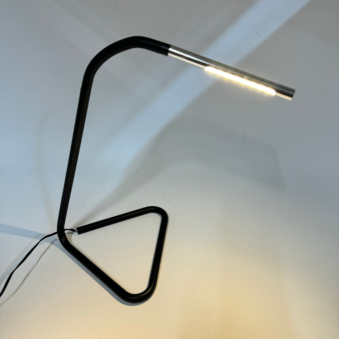 Svart minimalistisk LED-bordslampa