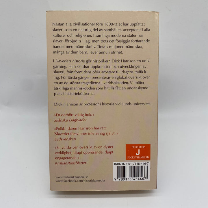 Slaveriets Historia av Dick Harrison, Pocketbok