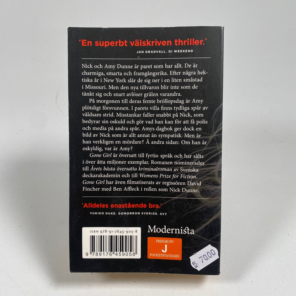 Gillian Flynns Gone Girl - Spännande Thriller - Homy Secondhand Online