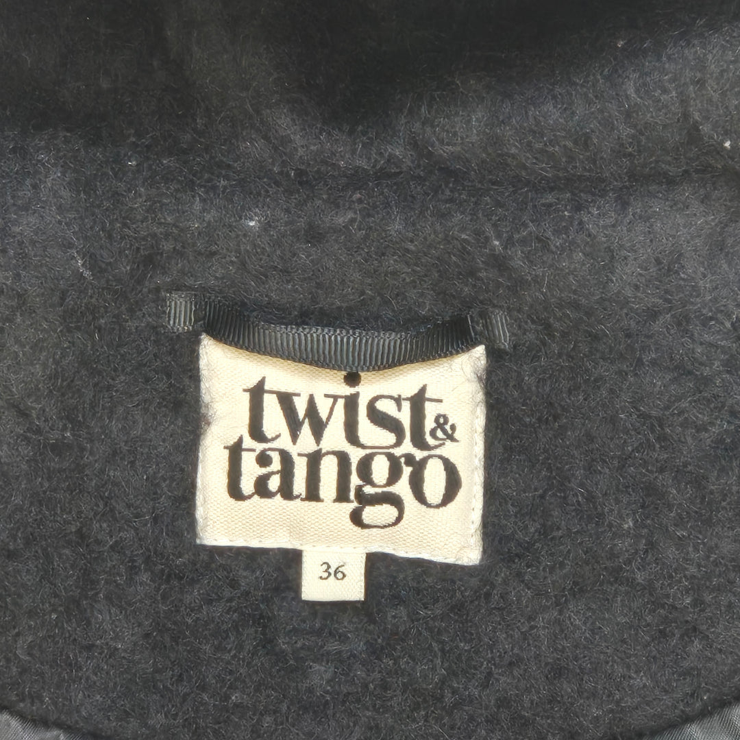 Svart teddyjacka med huva från Twist & Tango