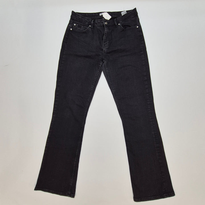 Stilrena Svarta Jeans i Mycket Gott Skick