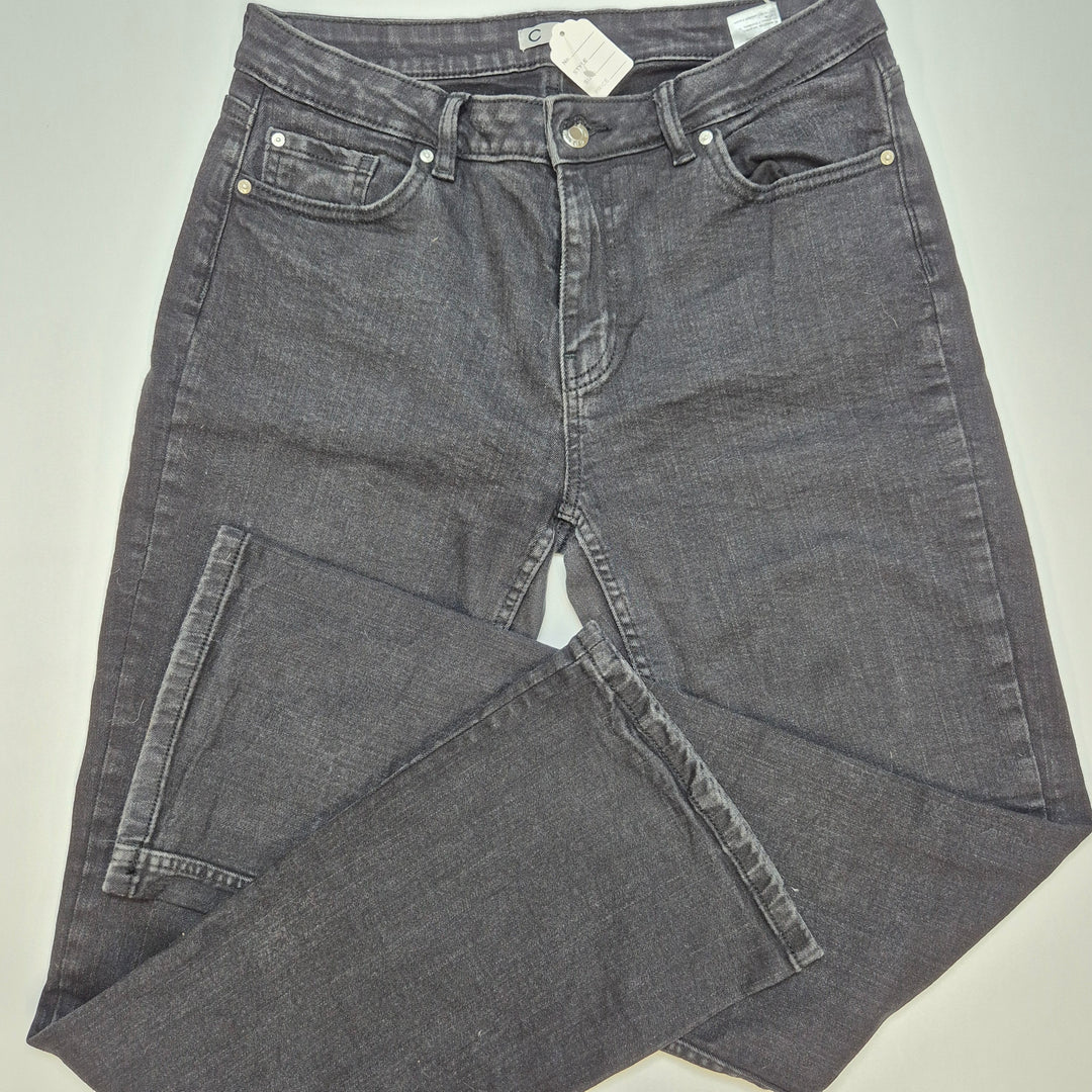 Stilrena Svarta Jeans i Mycket Gott Skick