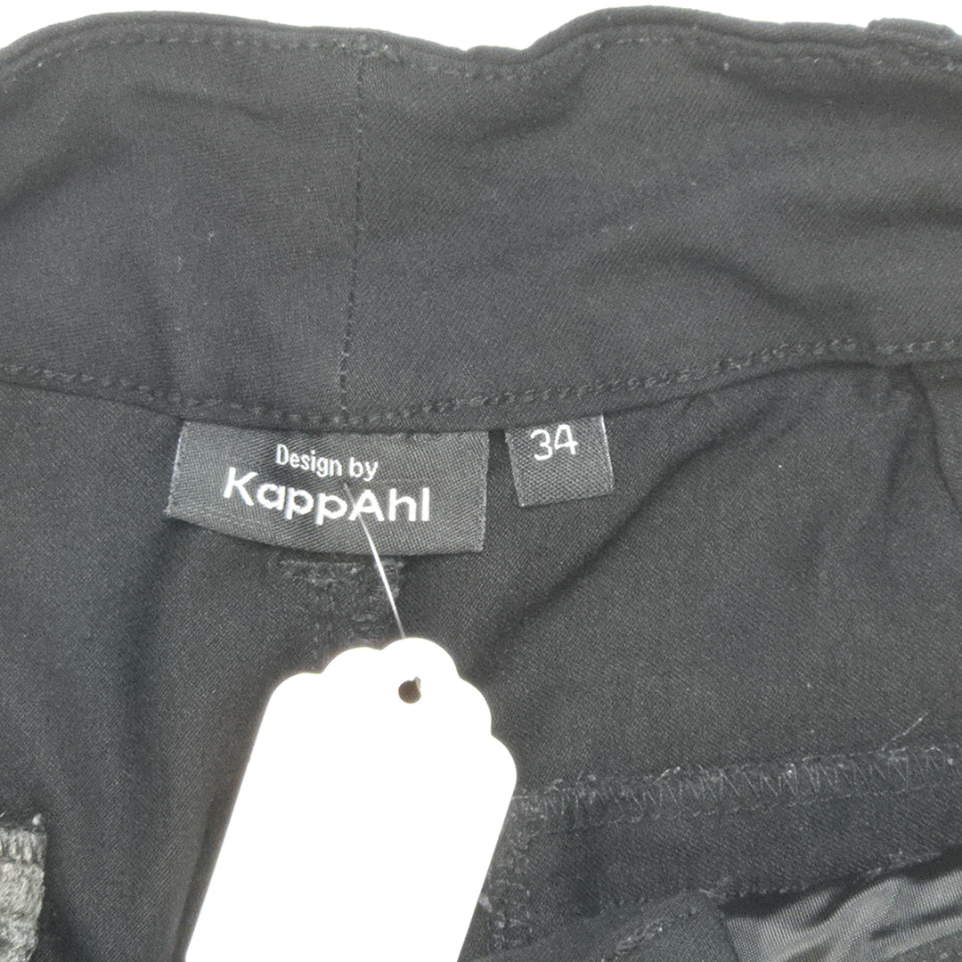 Moderna svarta byxor KappAhl storlek 34