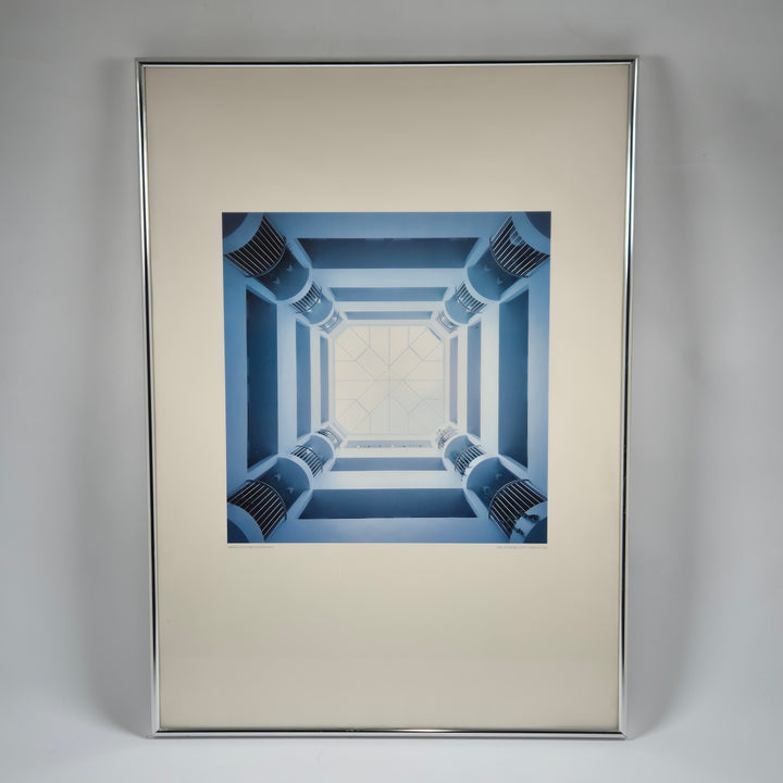 Modernt arkitekturfoto i silverram