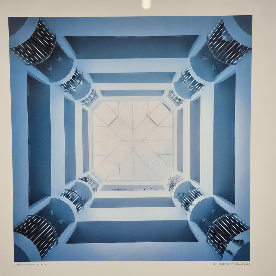 Modernt arkitekturfoto i silverram
