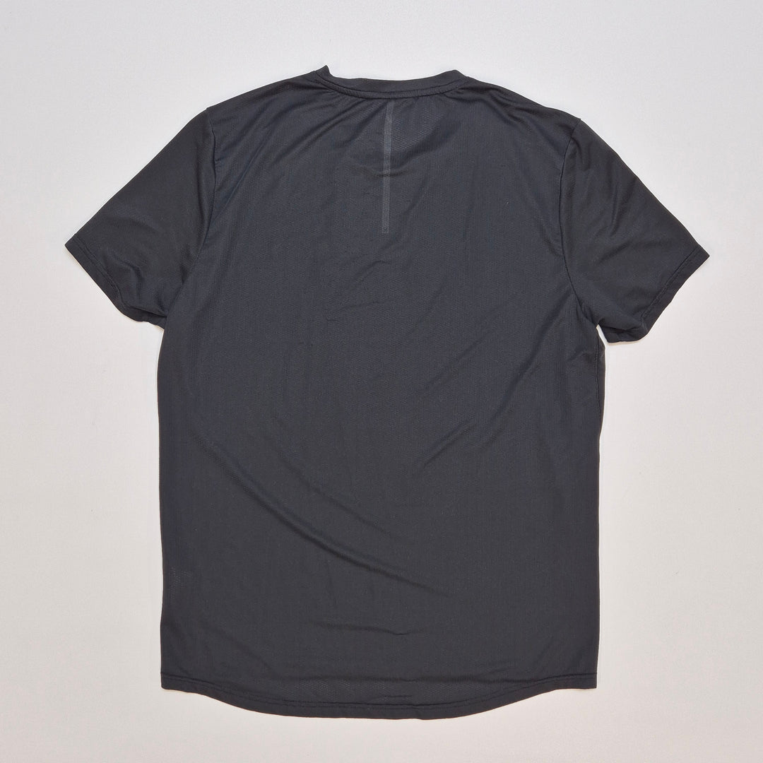 SOL funktions t-shirt i mörkgrå, mycket bra skick