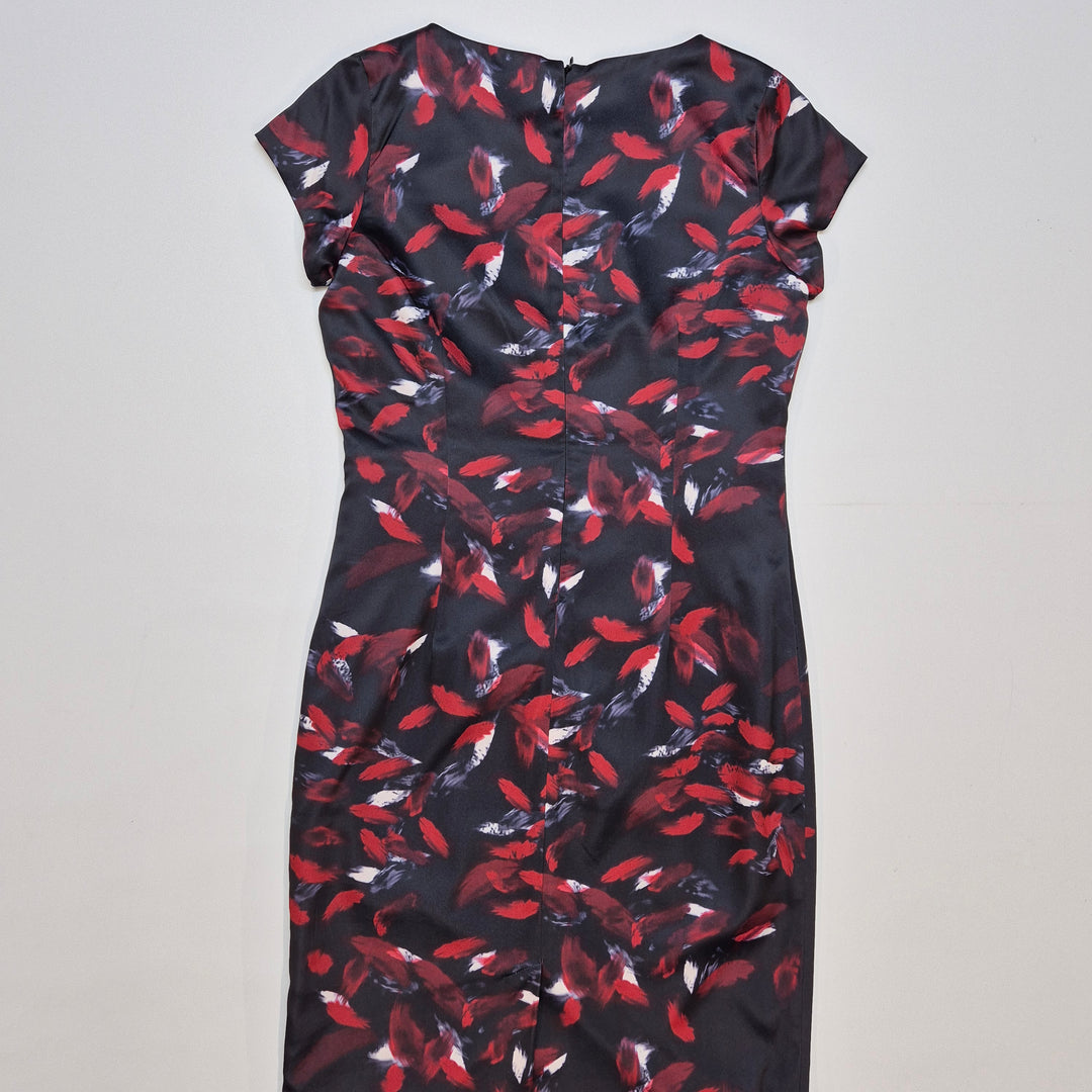 Elegant klänning med blommotiv från Boohoo