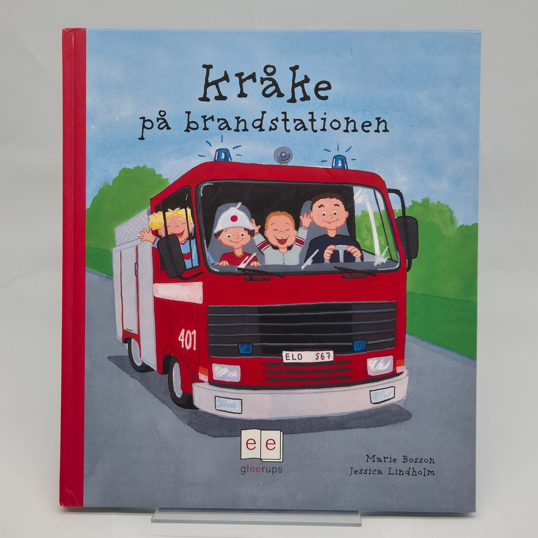 "Kråke på brandstationen Barnbok Gleerups"